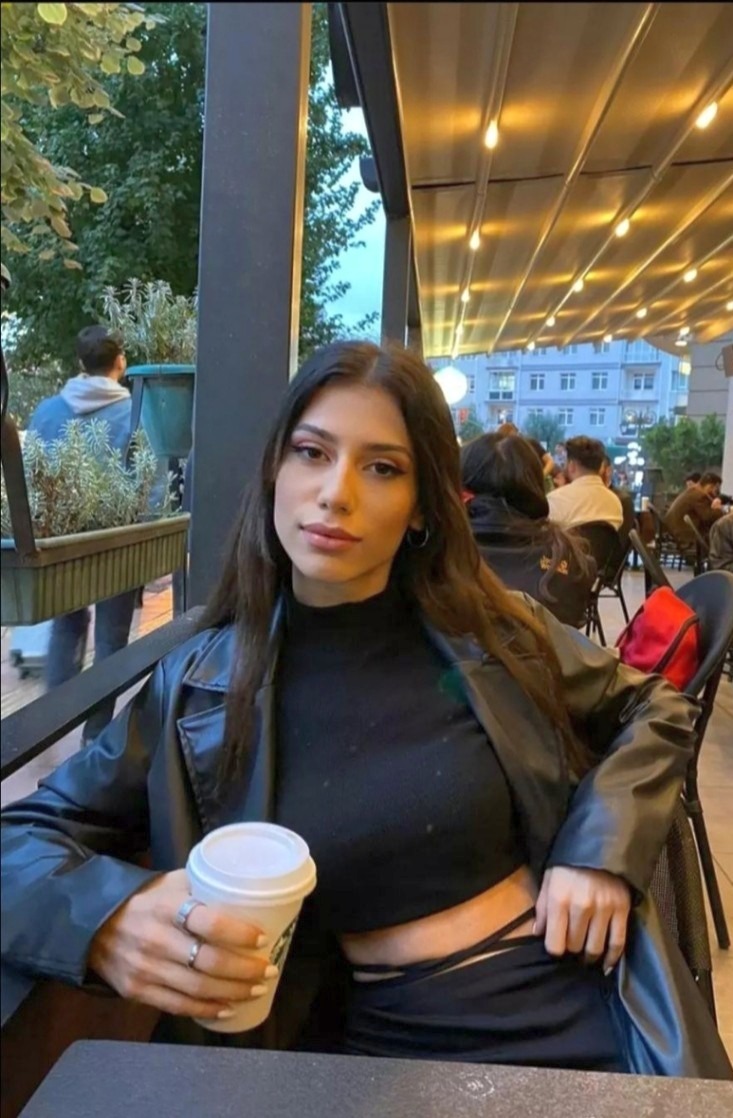 Ayşenur Çolakoğlu