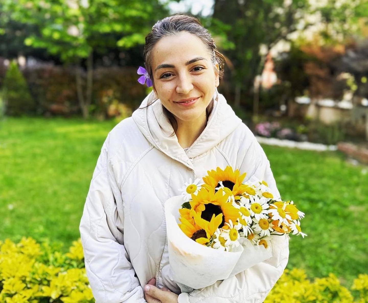 Ayşenur Parlak