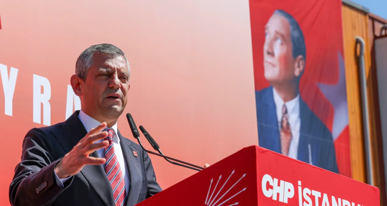 Özgür Özel Cumhurbaşkanı Erdoğan’ı Devlet Bahçeli üzerinden köşeye sıkıştırdı!