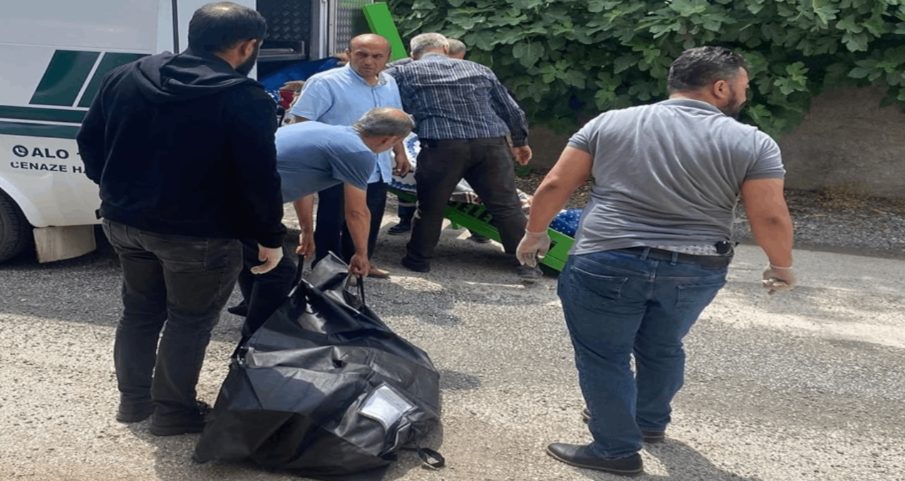 Kan donduran olay: Annesini dövüp, boğdu
